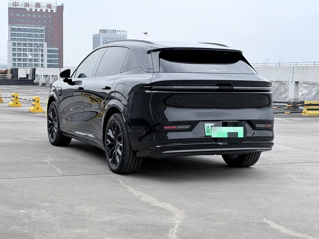 Zeekr 7X — миниатюра 6