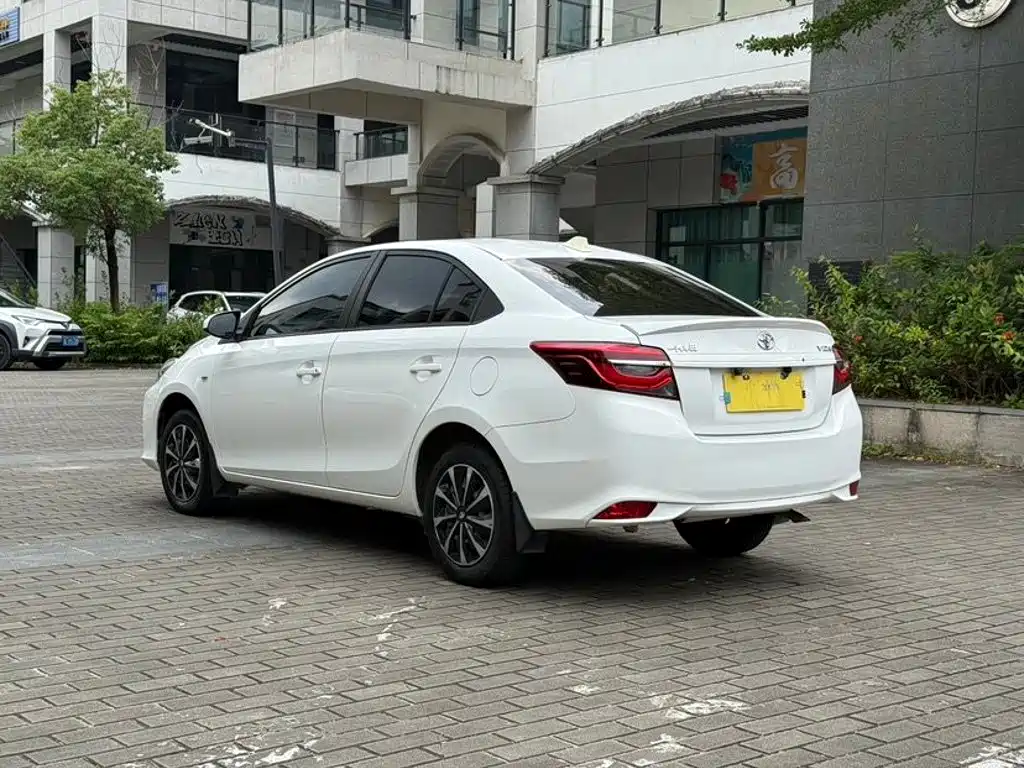 Toyota Vios — миниатюра 7