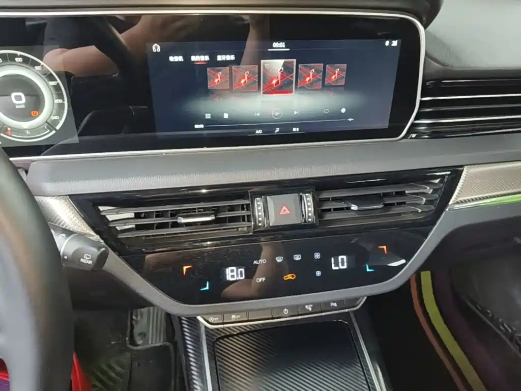 Hongqi Hongqi HS5 — миниатюра 13