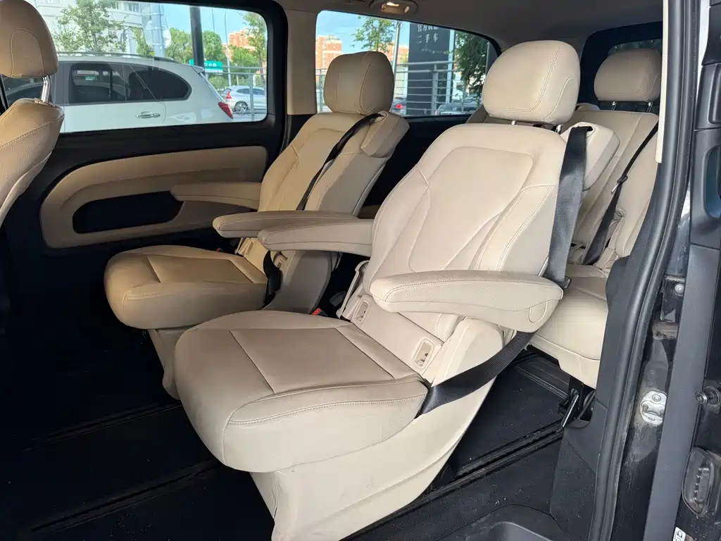 Mercedes-Benz Vito — миниатюра 7