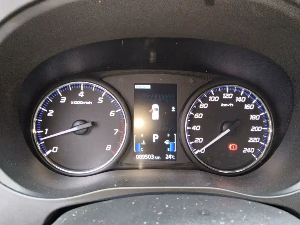 Mitsubishi Outlander 2018 2.4L Elite 5 мест
