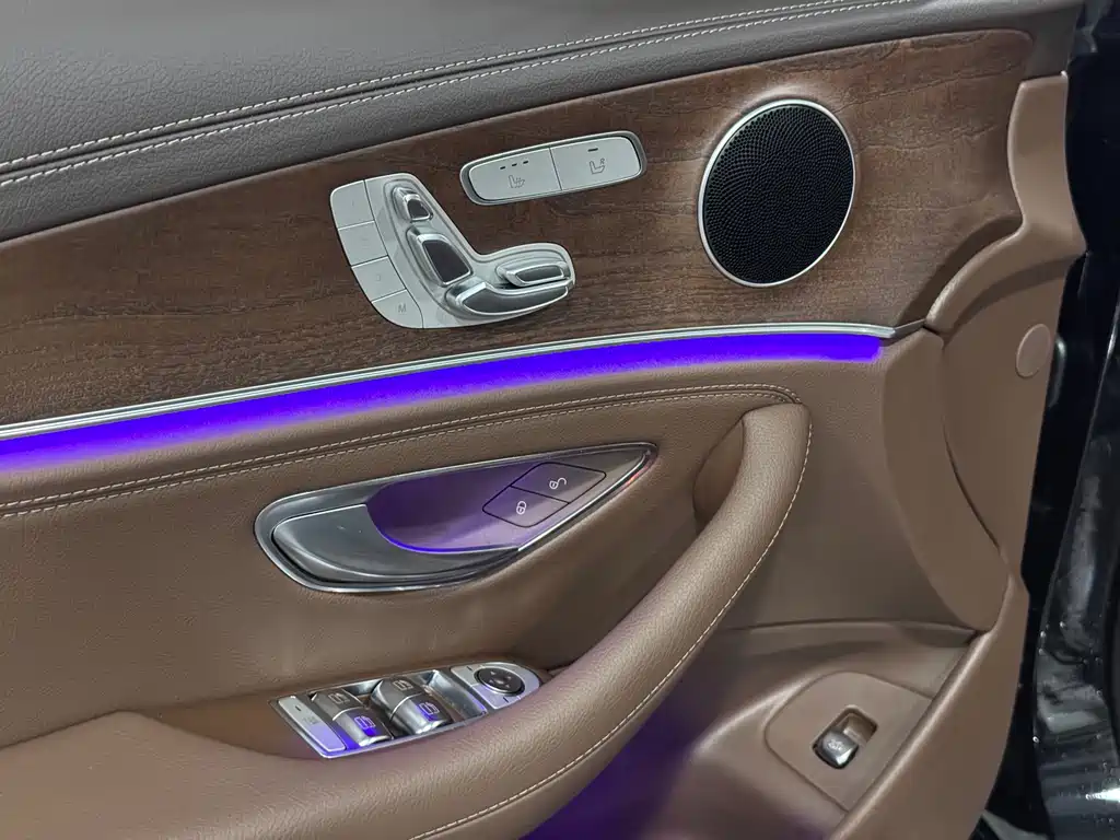 Mercedes-Benz E-Class E 2020 E 300 L Fashion