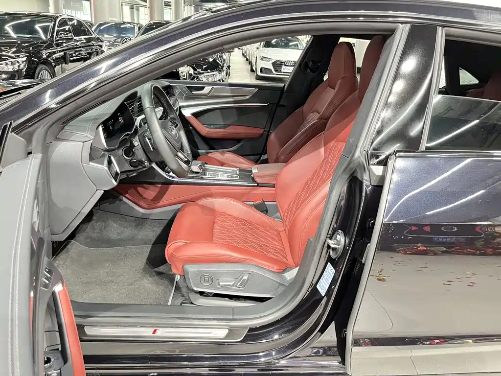 Audi A7L — миниатюра 4