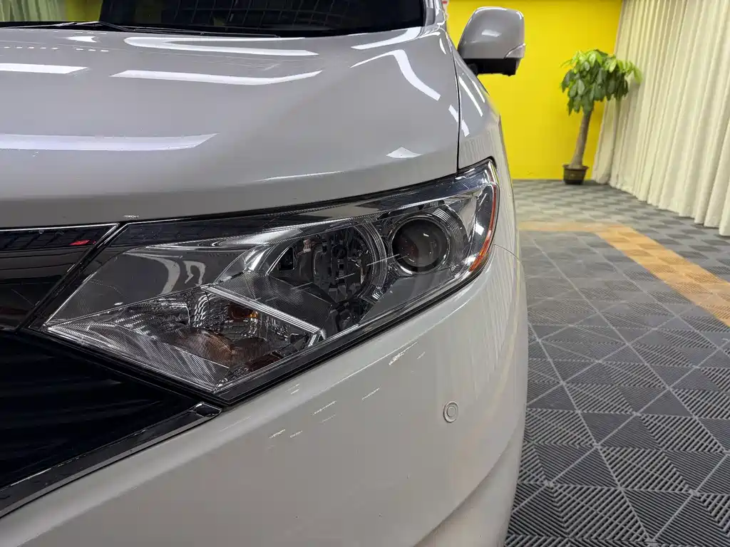 Nissan Quest — миниатюра 5