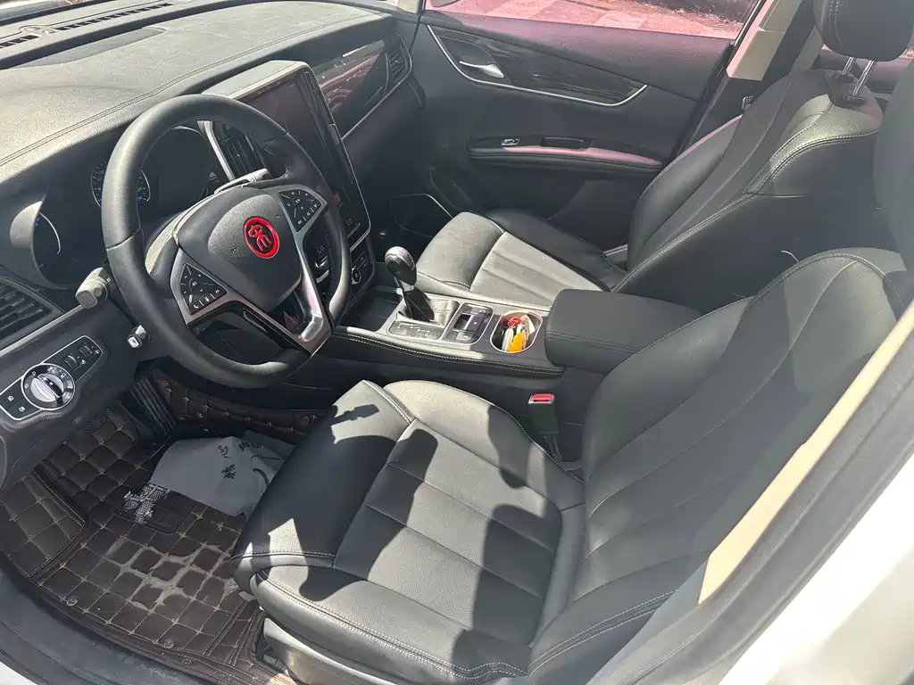 BYD SONG MAX