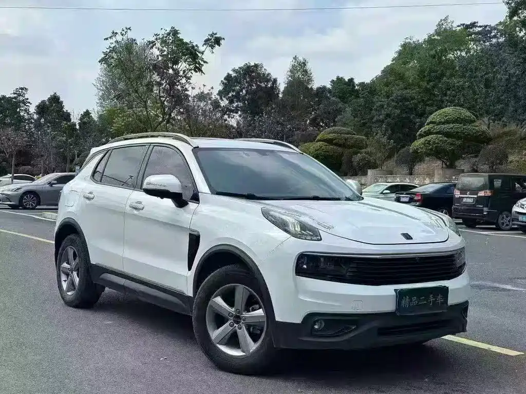 Lynk & Co 01 — миниатюра 3
