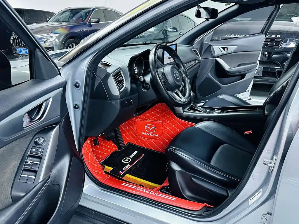 MAZDA  CX 4