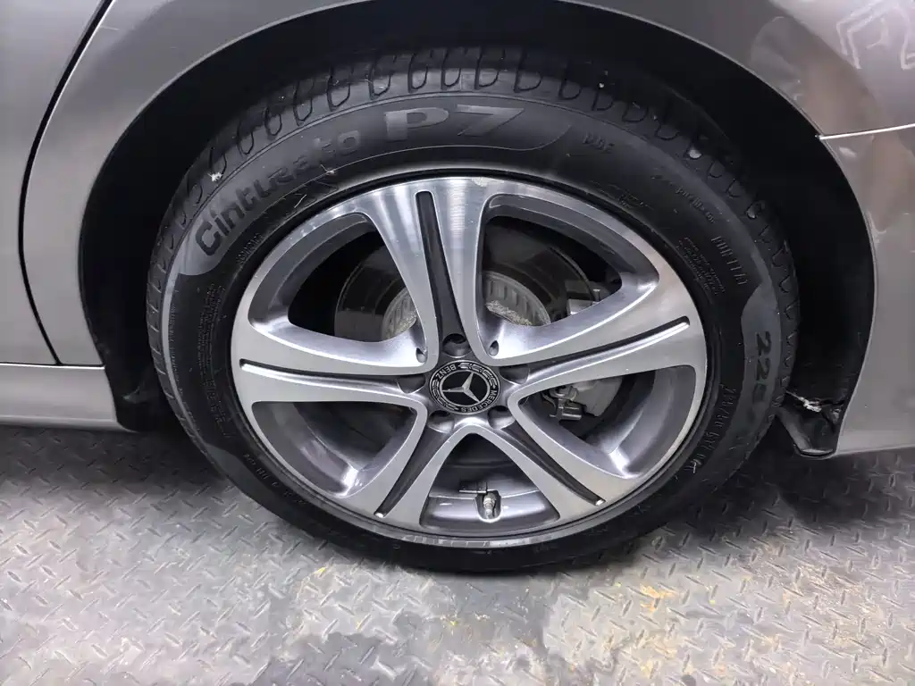 Mercedes-Benz C-Class — миниатюра 8