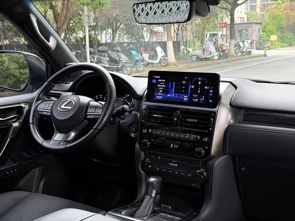 Lexus GX — миниатюра 22