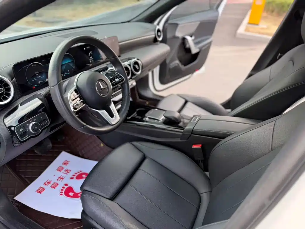 MERCEDES-BENZ A CLASS