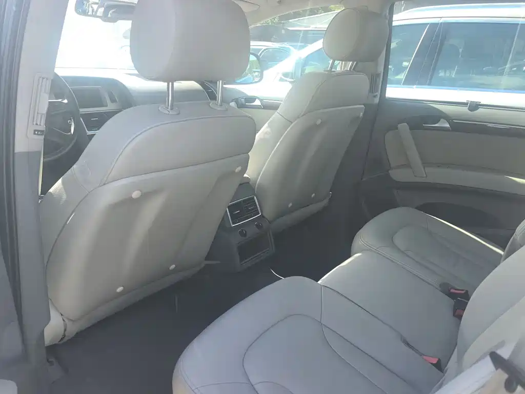 Audi Q7 2010 3.6 FSI quattro Comfort