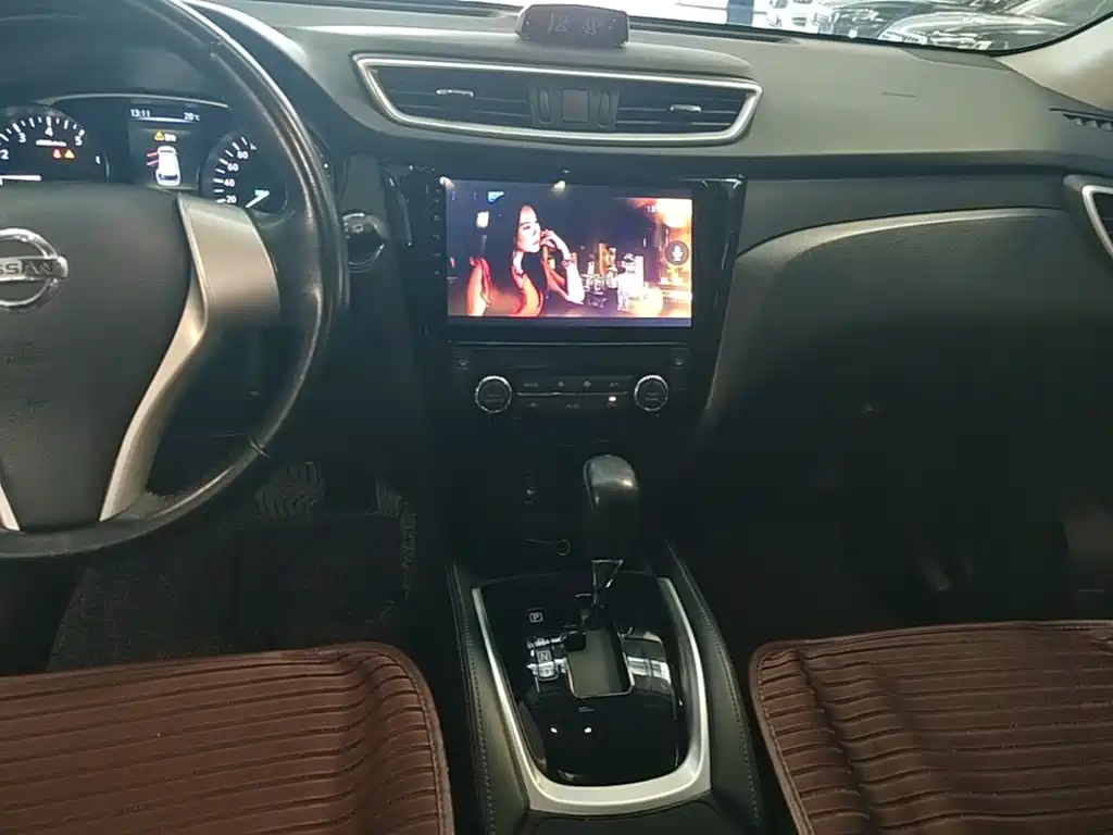 Nissan X-Trail — миниатюра 13