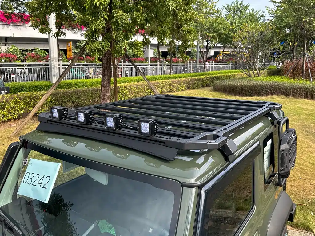 Suzuki Jimny — миниатюра 10