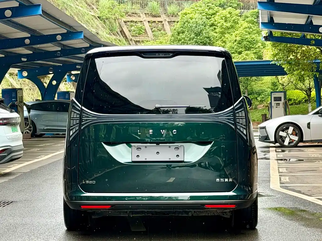 Geely Galaxy L380 2025 805km