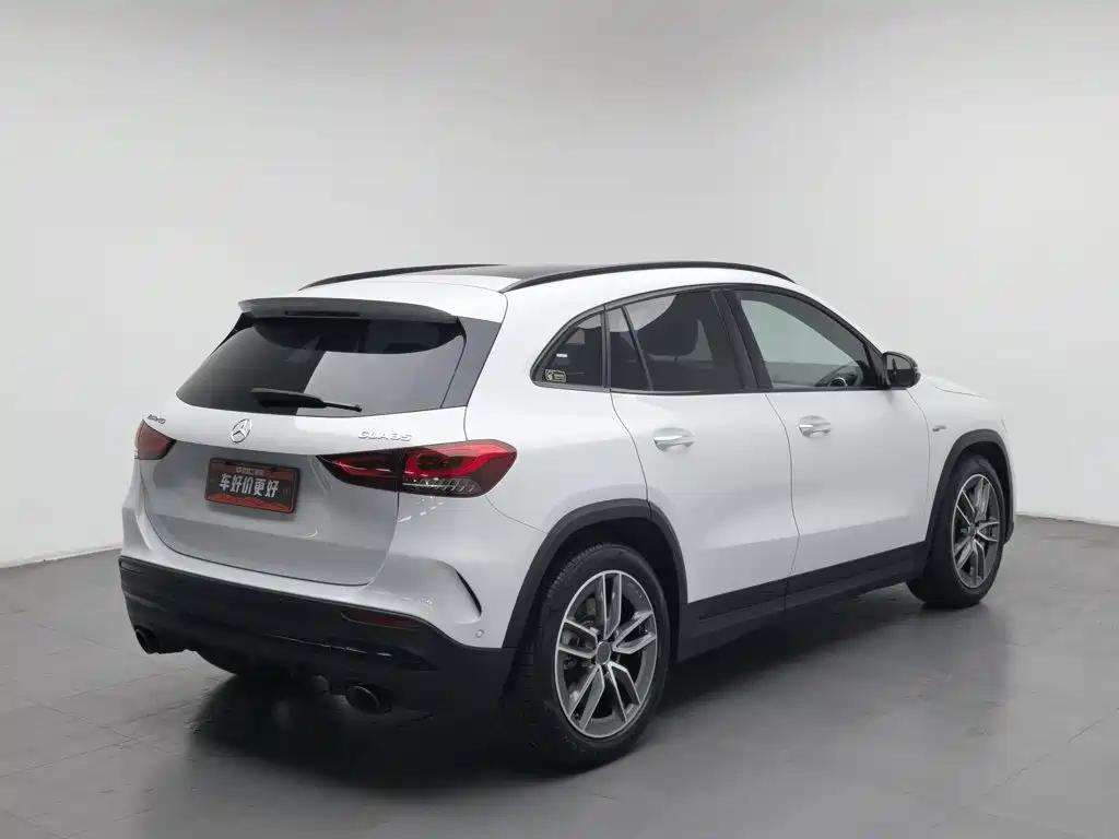 Mercedes-Benz GLA AMG — миниатюра 2