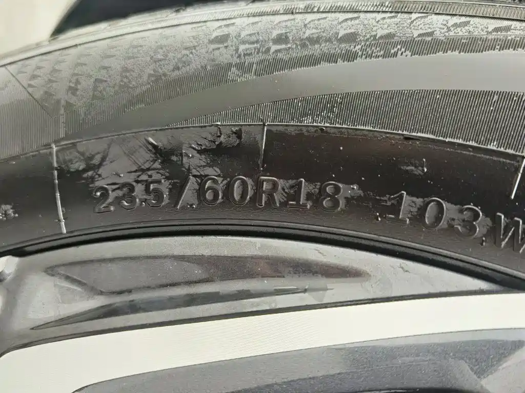 Hongqi Hongqi HS3 — миниатюра 24