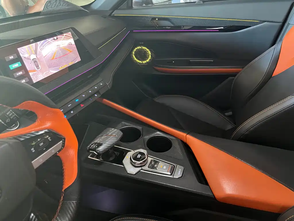 Changan UNI-V iDD — миниатюра 15