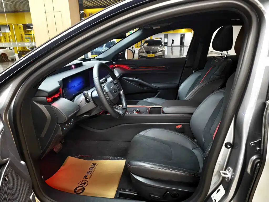 Ford Mondeo — миниатюра 11