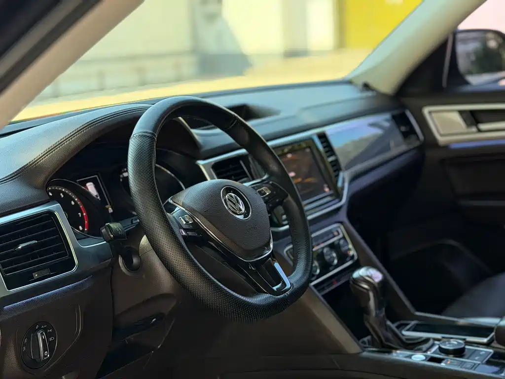 Volkswagen Teramont — миниатюра 4
