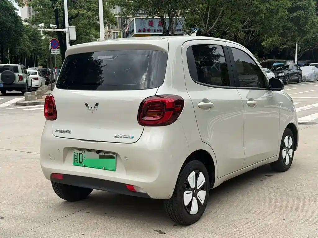 Wuling MINIEV — миниатюра 7