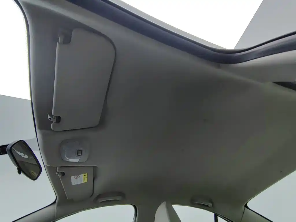 Chevrolet Sail — миниатюра 14
