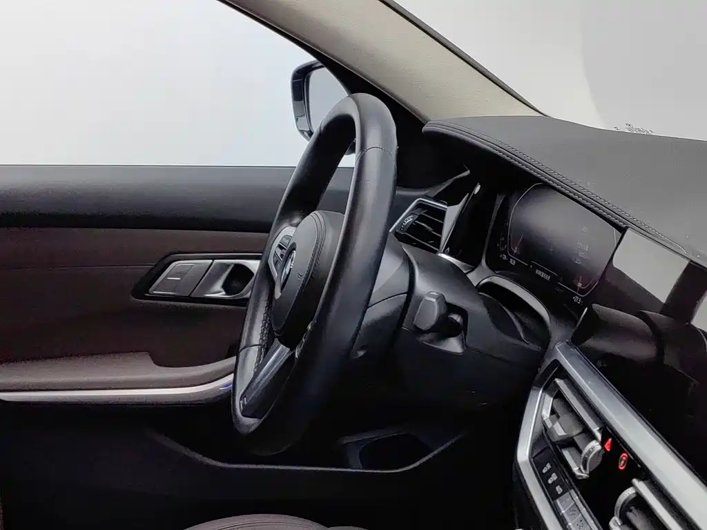 BMW 3 Series — миниатюра 22