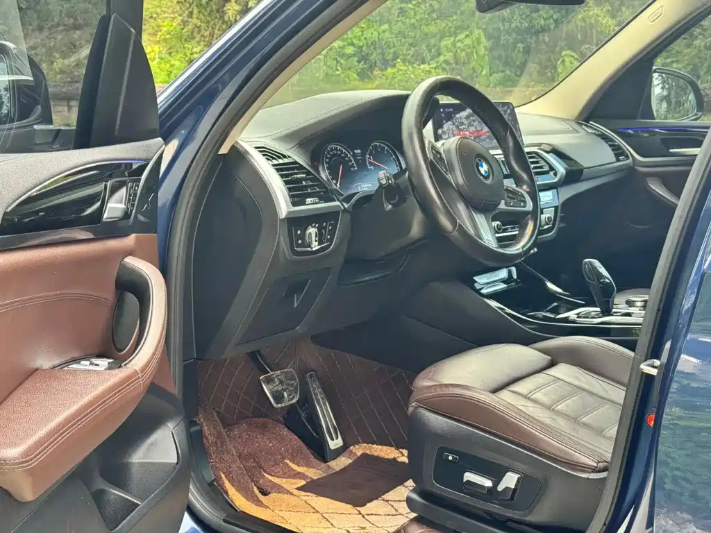 BMW X3 — миниатюра 11