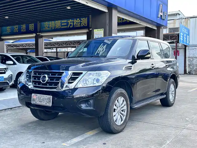 NISSAN TOURE 2018