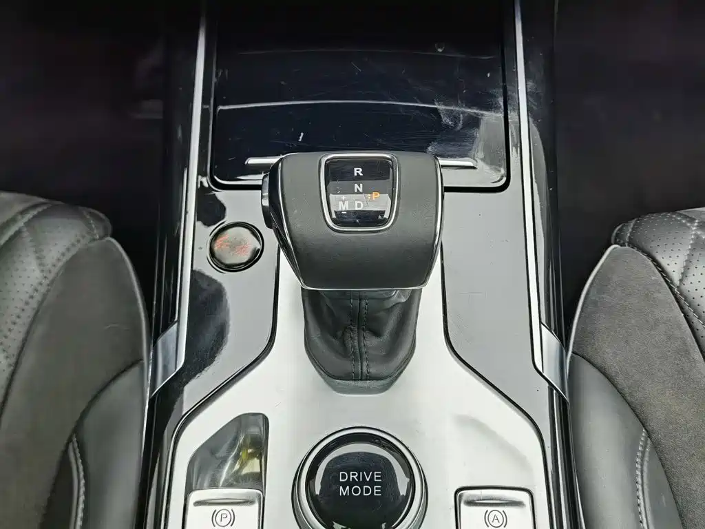 Hongqi Hongqi HS5 — миниатюра 13