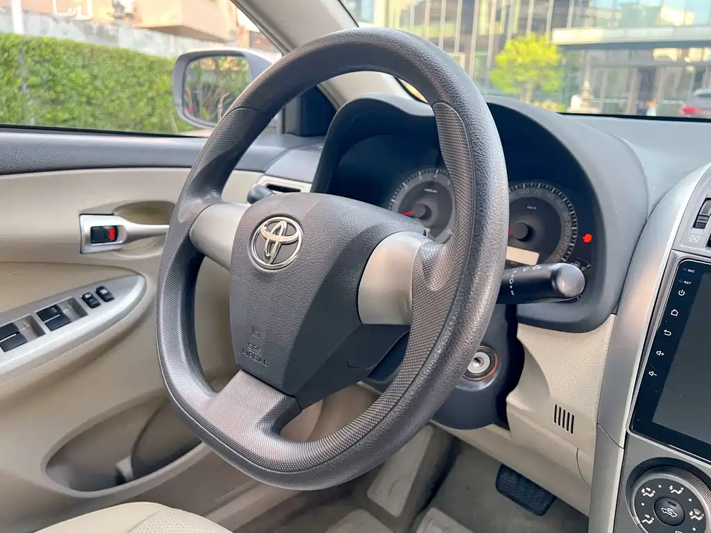 Toyota Corolla — миниатюра 12