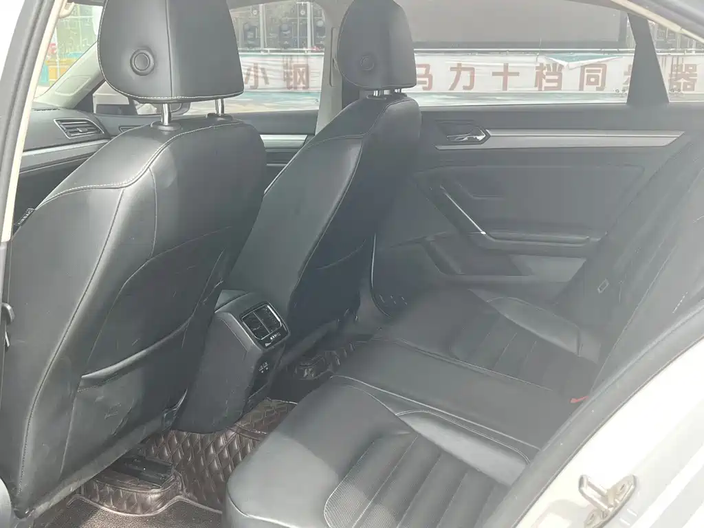 Volkswagen Lamando — миниатюра 6