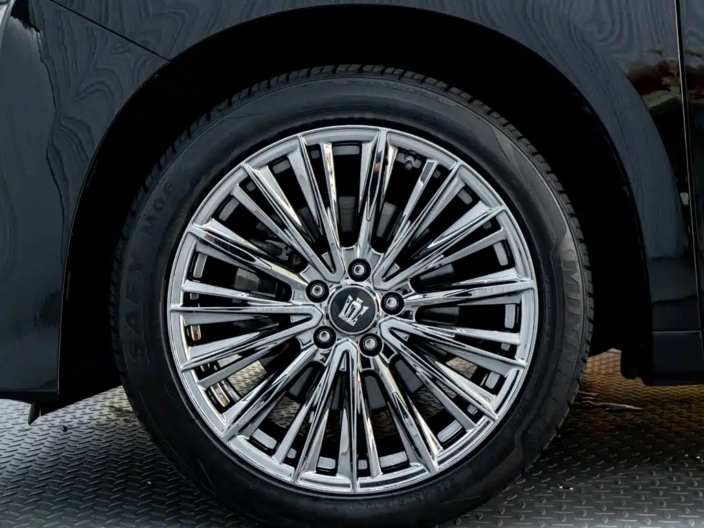 Toyota Vellfire — миниатюра 10