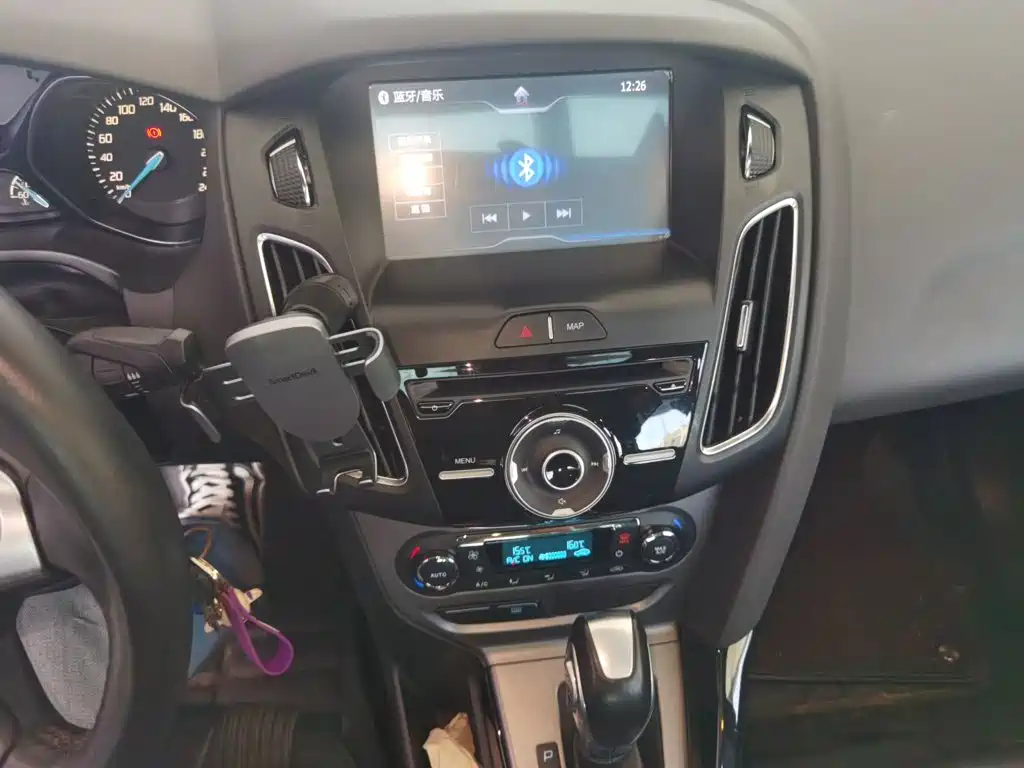 Ford Focus — миниатюра 14