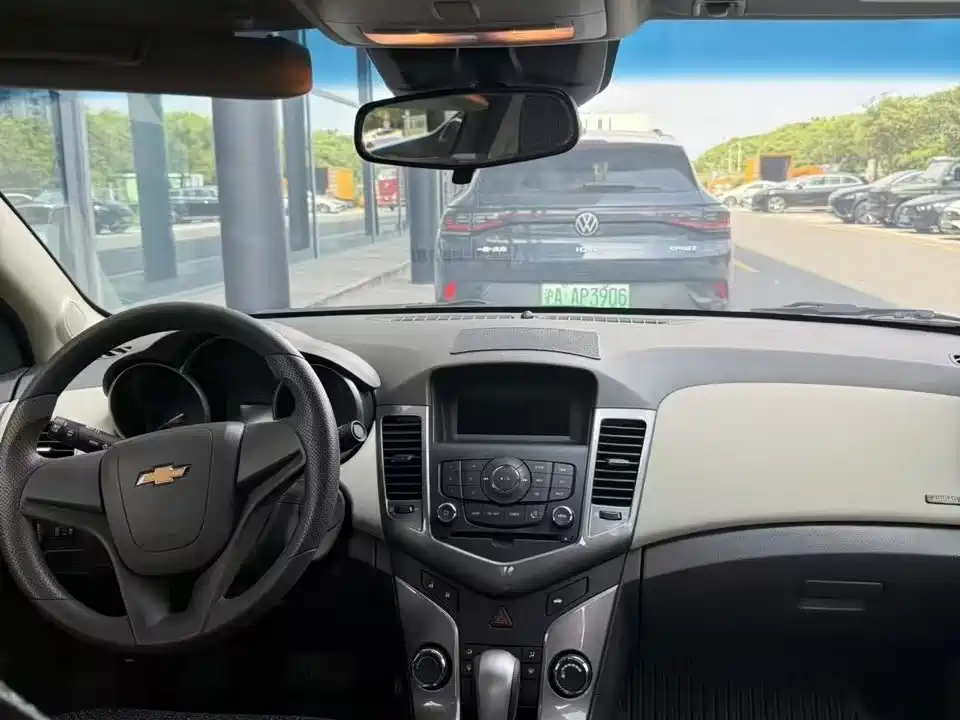 Chevrolet Cruze — миниатюра 5