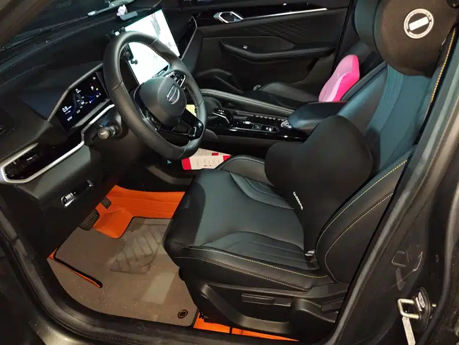 Geely Binyue — миниатюра 9