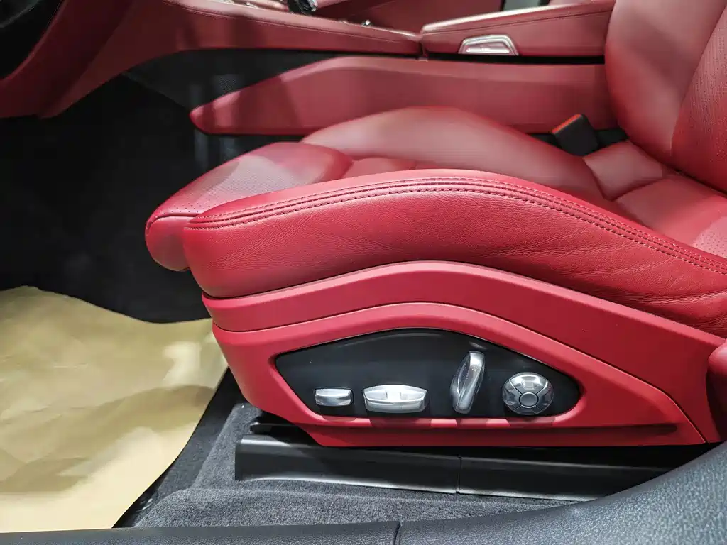 Porsche Panamera — миниатюра 11