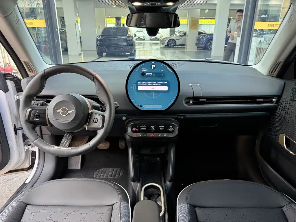 MINI MINI COOPER EV — миниатюра 10