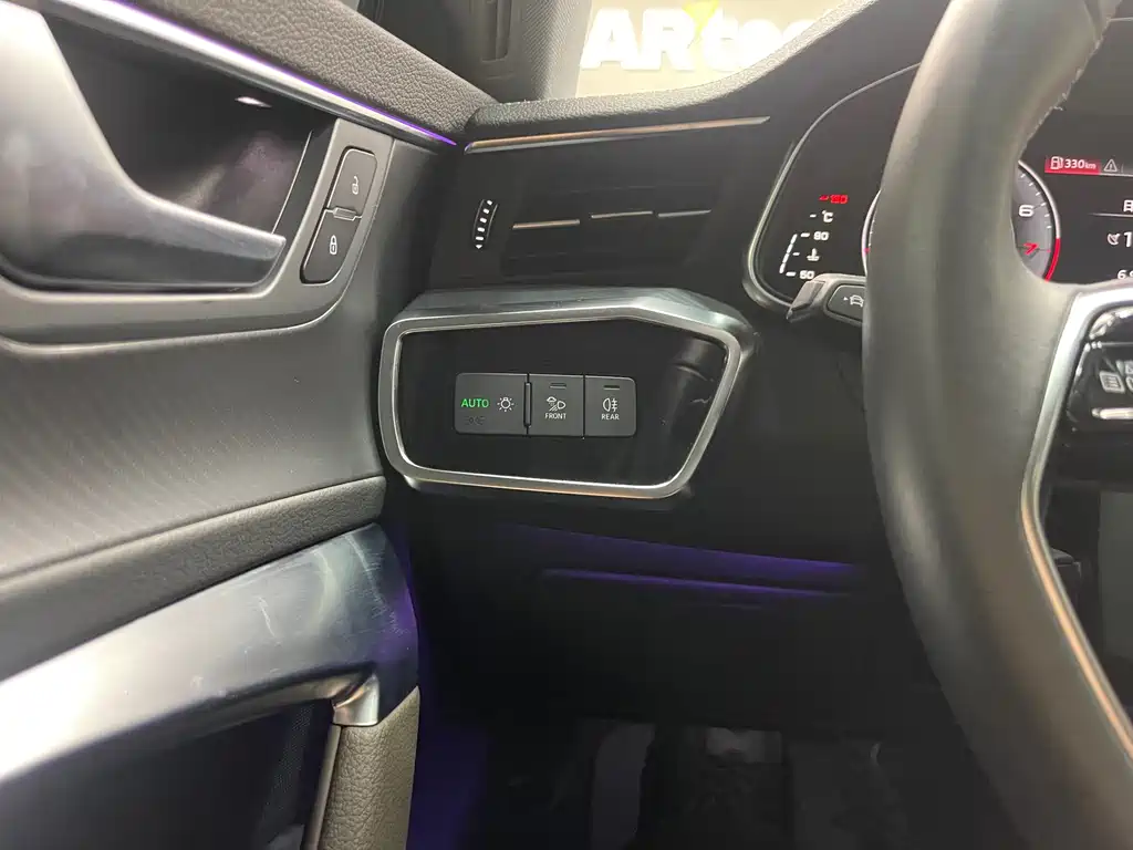 Audi A7L — миниатюра 7