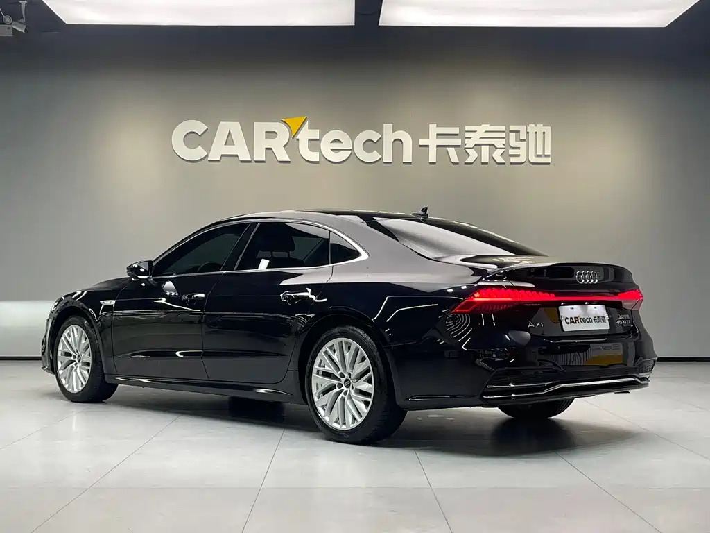 Audi A7L — миниатюра 6