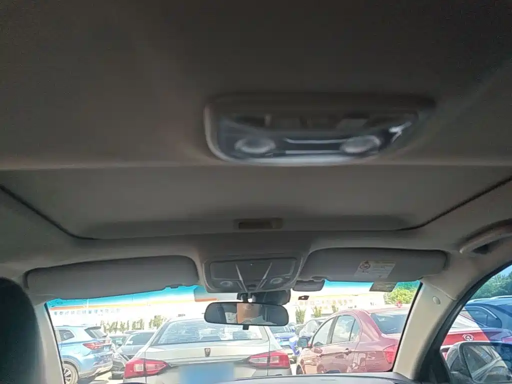 Geely Emgrand — миниатюра 18