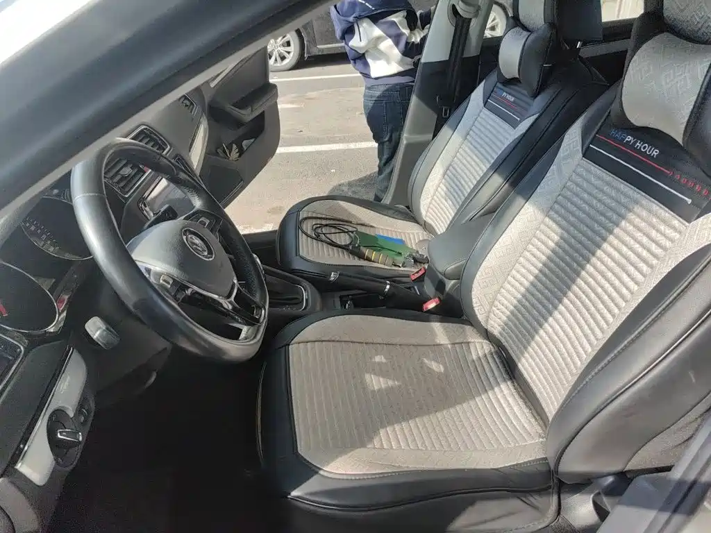 Volkswagen Sagitar — миниатюра 11