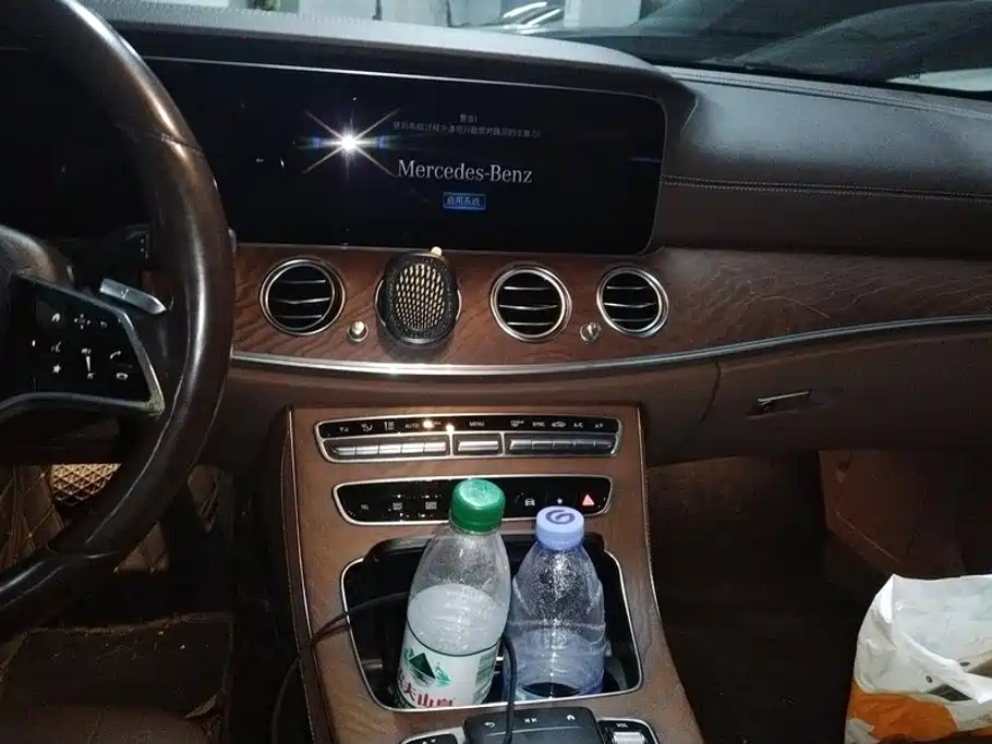 Mercedes-Benz E-Class — миниатюра 13