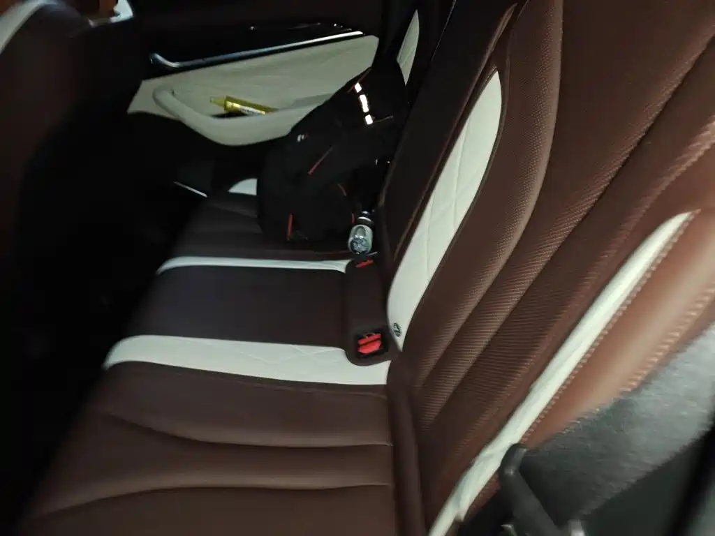 Geely Xingyue L — миниатюра 13