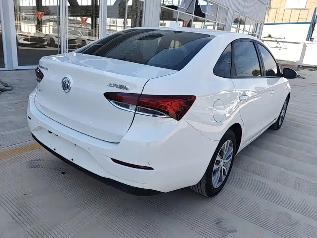 Buick Excelle — миниатюра 7