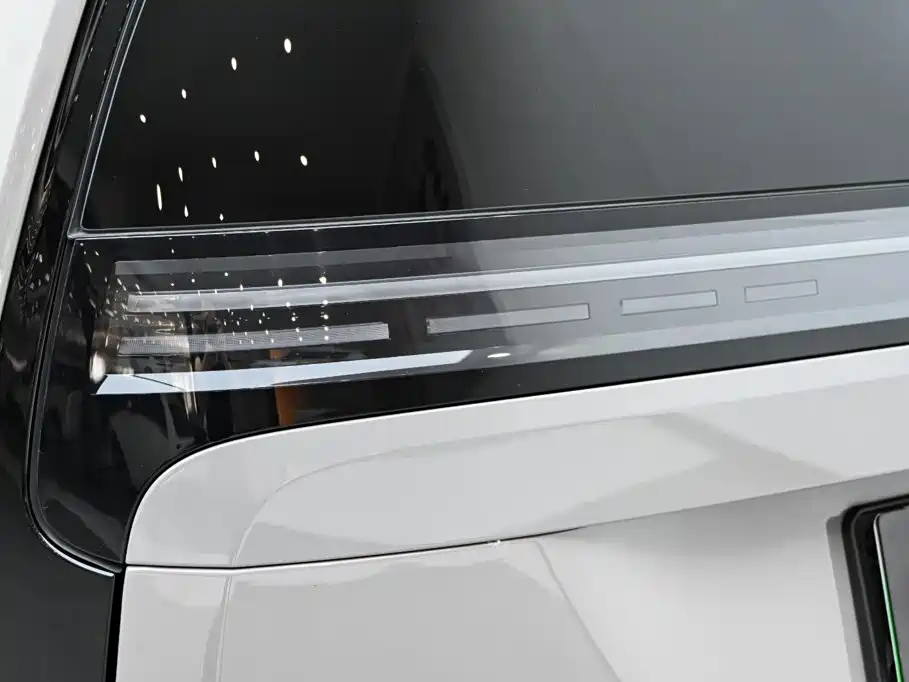 Li Auto Li MEGA — миниатюра 10