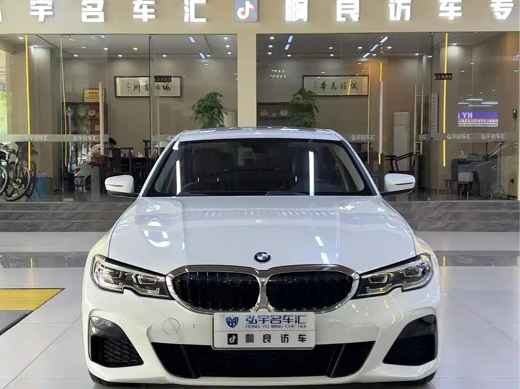 BMW 3 Series 2021