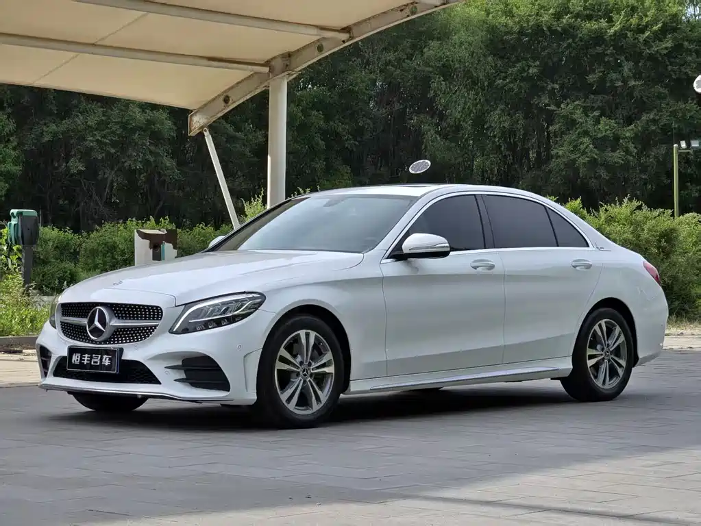 Mercedes-Benz C-Class 2019