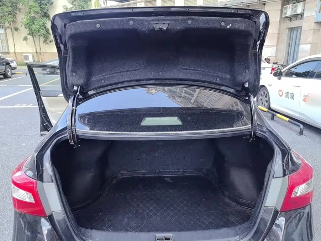 Nissan Sylphy — миниатюра 19