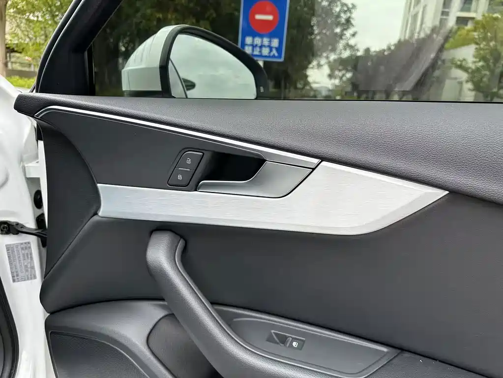 Audi A4L — миниатюра 29