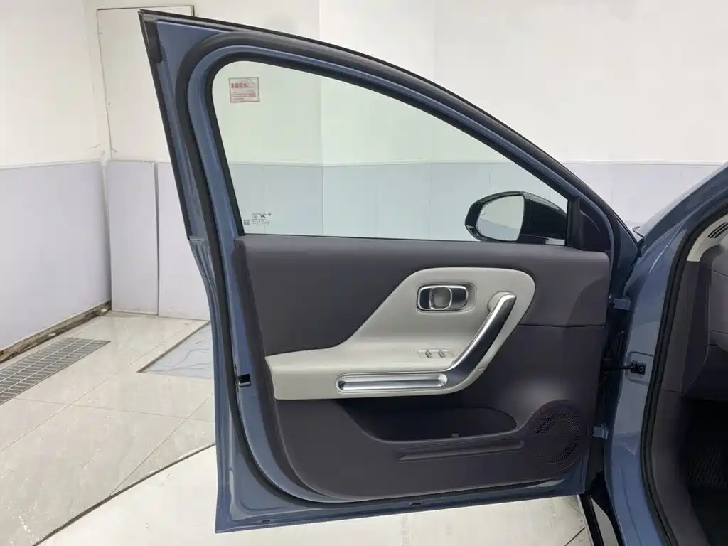 Leapmotor Leapmotor B01 — миниатюра 16
